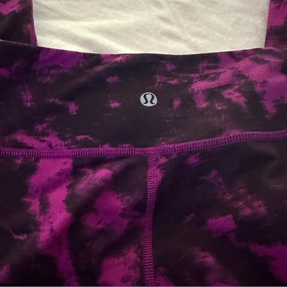 Lululemon Wunder Under Crop II Breezie Regal Plum Black size 4 - Picture 6 of 7